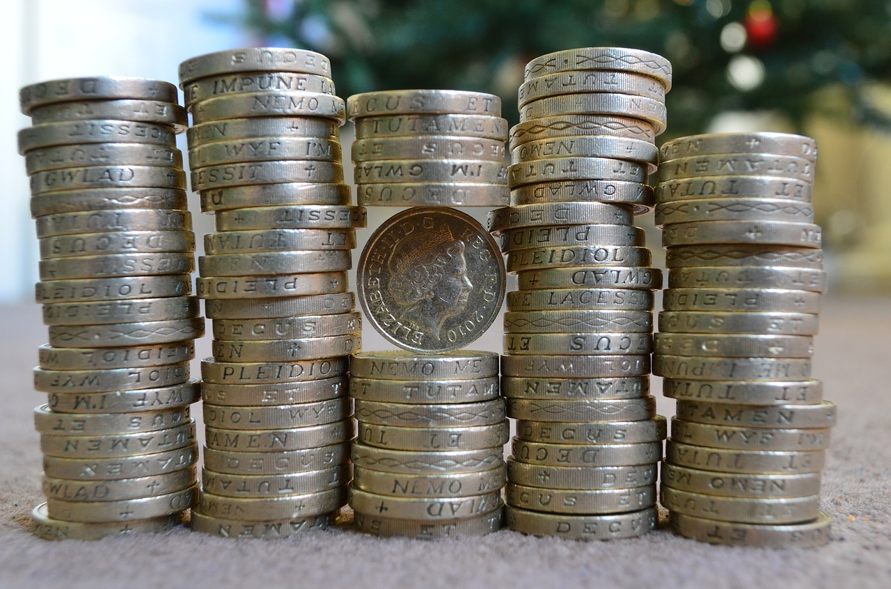 Image of stacked up pound coins Image of stacked up pound coins